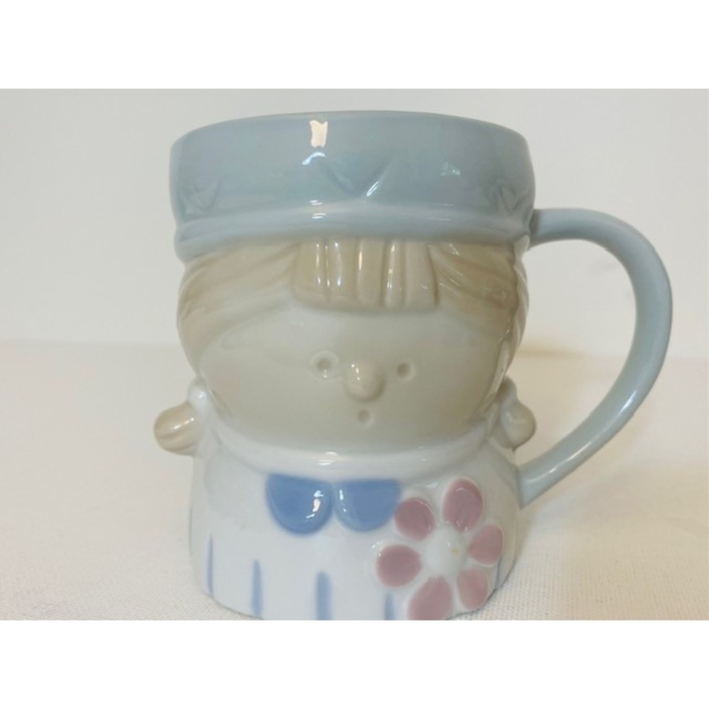Holt Howard Japan Collectible Girl with Blue‎ Bonnet Mug**VINTAGE